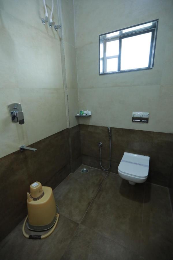 Hotel Ashok Palace Karur  Bagian luar foto